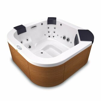 Italiaans design Jacuzzi&reg; Delfi Pro Showtuin model